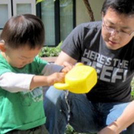 dad-son-gardening